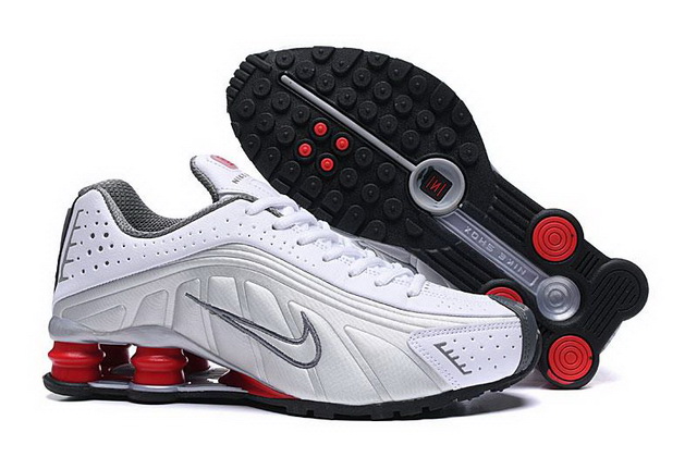 Nike Shox R4 08